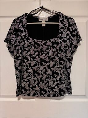 Sz L Sparkly Black & Silver Top Ronni Nicole by Ouida